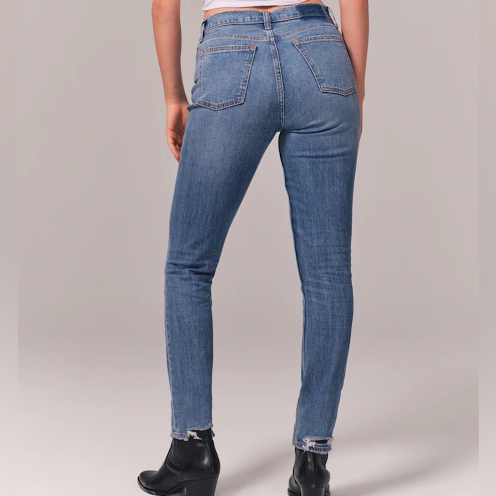 Abercrombie Curve Love Skinny Jeans - Picture 2 of 5